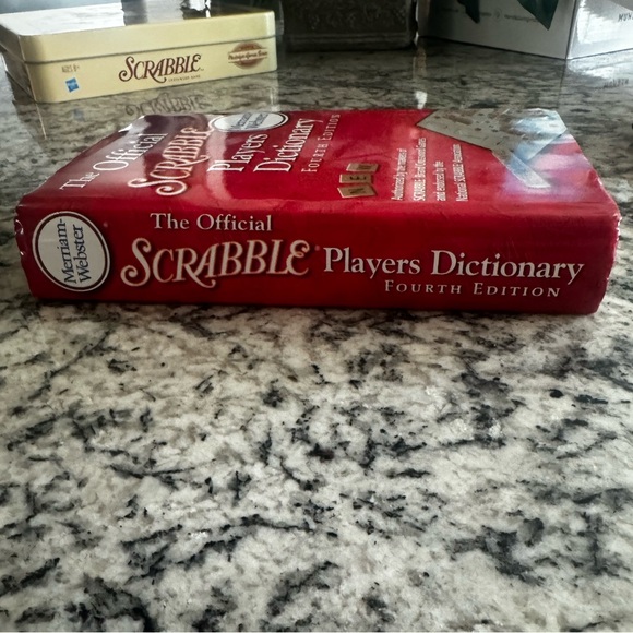 Merriam Webster Official Scrabble Players Dictionary Fourth Edition - Picture 4 of 16